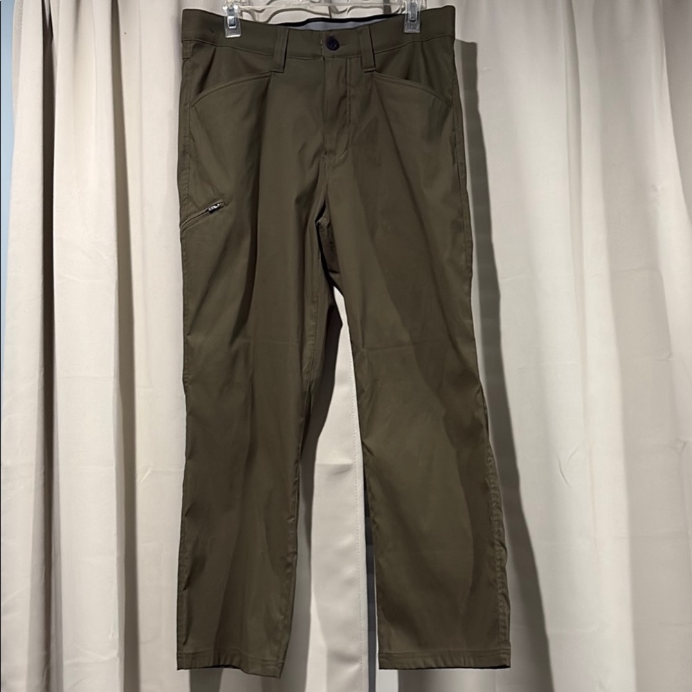 Orvis Green Chinos Durable Cotton Blend